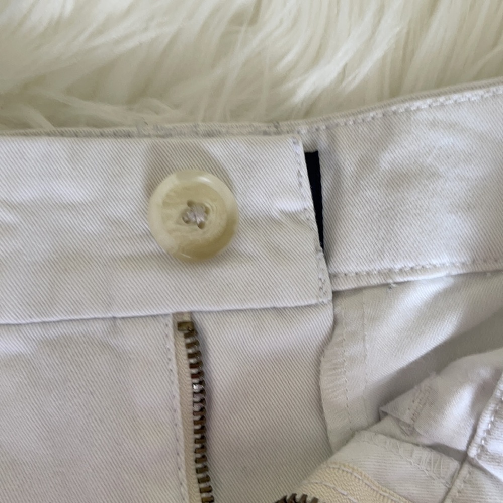 Shorts - Picture 2 of 5